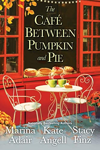 The Café Between Pumpkin and Pie